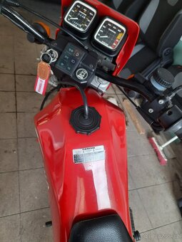 Cagiva AR 350 - 4