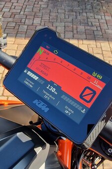 KTM 1290 SUPER DUKE R ORANGE 2021 - 4