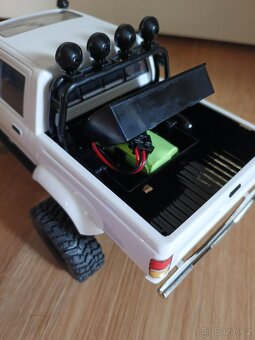RC auto 4x4 - 4