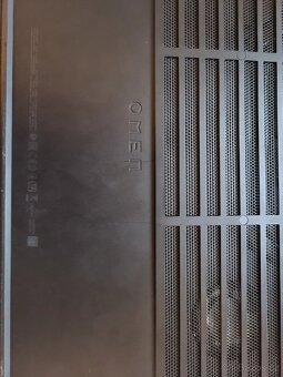 HP omen 15 i7 10750H RTX2060 - 4