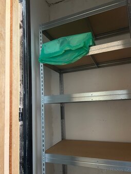 Prodám kovový regál - 4