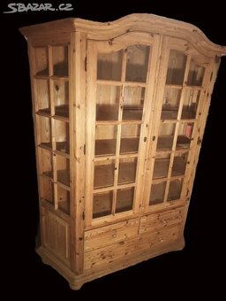 Vitrína z masivu borovice - 4