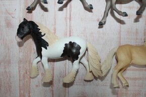 Figurky koní Schleich XI - 4