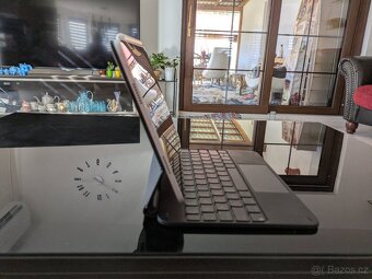 iPad Pro 4 (2022) | 11.0" | 2 TB | 16 GB | s příslušenstvím - 4