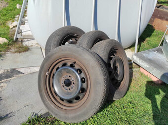 Letni kola 195/65 R15 Ford Focus - 4