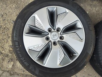 17"letní alu sada 5x114 origo Hyundai Kona 215/55 Michelin - 4
