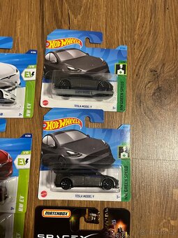 Tesla Hotwheels - 4