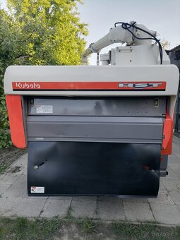 Japonský kombajn Kubota SR-M23s - 4