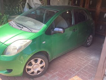Toyota Yaris - 4