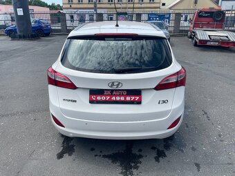 HYUNDAI i30 KOMBI 1.6i DOHC 16V 88KW 1Majitel ČR 2014 - 4