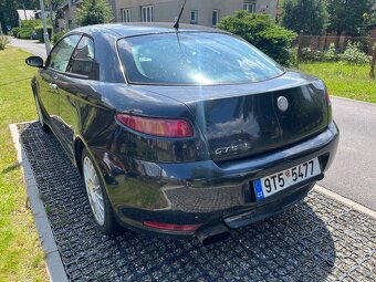 Alfa Romeo GT - 4