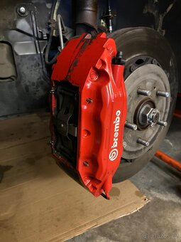 Brzdice Brembo. Brzdy predni trmeny lancer evolution - 4