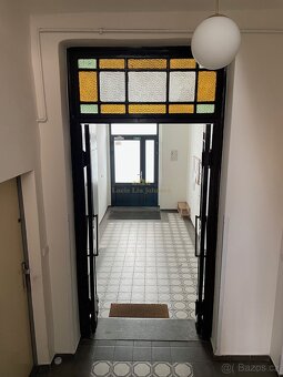 Pronájem garsoniéry, 19.2 m2, vybaveno, Pod Labuťkou, Praha - 4