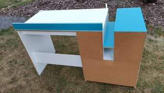 Chlapecký psací stůl - 4