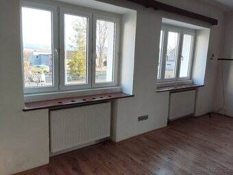 Pronájem bytu 1+KK, 60 m², Karlovy Vary - Počerny - 4