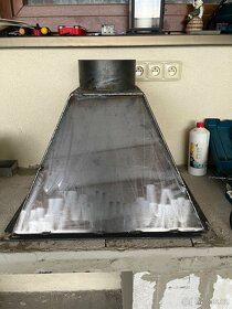 Lapač spalin na stavbu zahradního krbu - 4