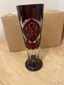 Stará rubínová váza - prasklá,na dekoraci - 4