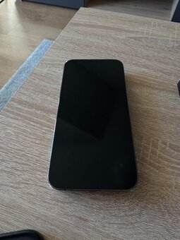 IPhone 13 Pro Max KRÁSNÝ STAV - 4