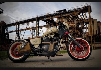 Honda SHADOW 600 Military - 4