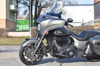 Indian Chieftain Dark Horse Titanium Smoke - 4