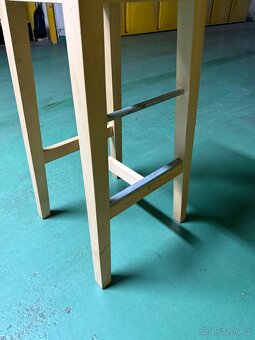 Prodám - Barová židle IKEA Bosse 74x39x39cm - 4