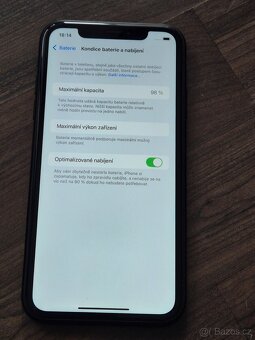 iPhone XR 64gb kapacita baterie 98% - 4