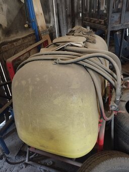 Nesený postřikovač Agromehanika 440L. - 4