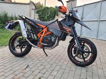 KTM 690 SM - 4