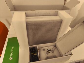 XBOX ONE S - 4