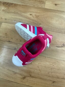 Tenisky Adidas superstar vel.27 - 4
