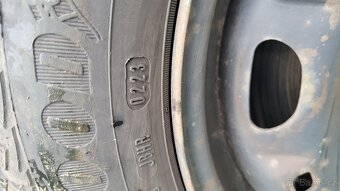 Zimni 165/75 r14 fabia1 - 4