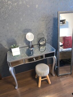 Konzolový zrcadlový stolek Reflections (toaletka) - 4