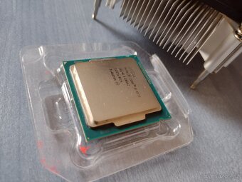 Intel i5-4570 s chladičem, 3,6GHz - 4