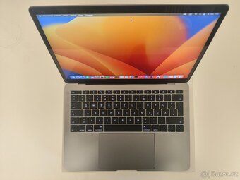 MacBook Pro 2017 | i5 • 8GB • 256GB SSD - 4