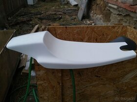 Sedlo flat track, scrambler, café racer, bobber. - 4