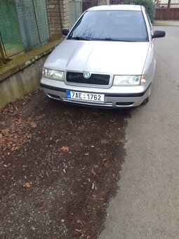 Škoda Octavia 1.6benzín - 4