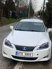 Lexus is250 - 4