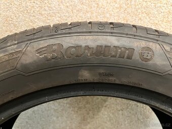 dvě letní pneumatiky. 275/45 R20 - 4