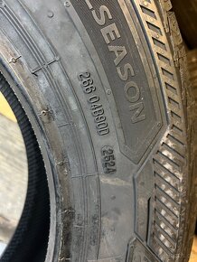 Nové zimní 215/70 R15C - 4