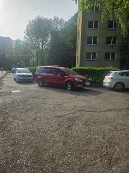Ford galaxy - 4