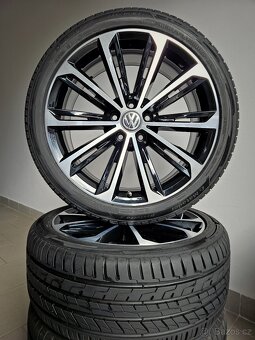 Orig. VW Verona 5x112 Letní 235/40/19 - Zánovní - - 4