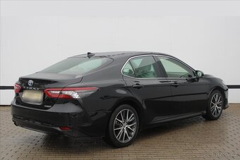 Toyota Camry 2.5 HYBRID EXECUTIVE 1.MAJ. ČR (2022) - 4