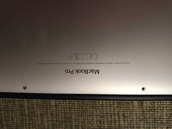 Prodám macbook pro 13' a1502 2015 - 4