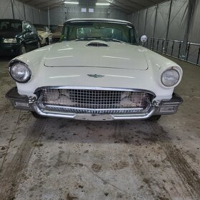 Ford Thanderbird - 4