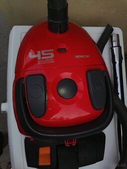 Sáčkový vysavač Sencor 1400 Wattů - 4