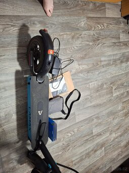 LAMAX eCruiser SC30 - 4