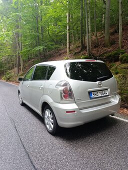Toyota Corolla Verso,2.2D-4D 100Kw - 4