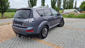 Mitsubishi Outlander 4x4 pěkný stav - 4