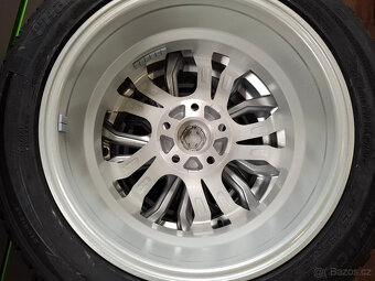 Nový orig. zimní komplet Renault ZOE - 195/55 R16 silver - 4