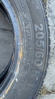 Prodám 2 ks zimních pneu Semperit 205/60 R16 92H - 4